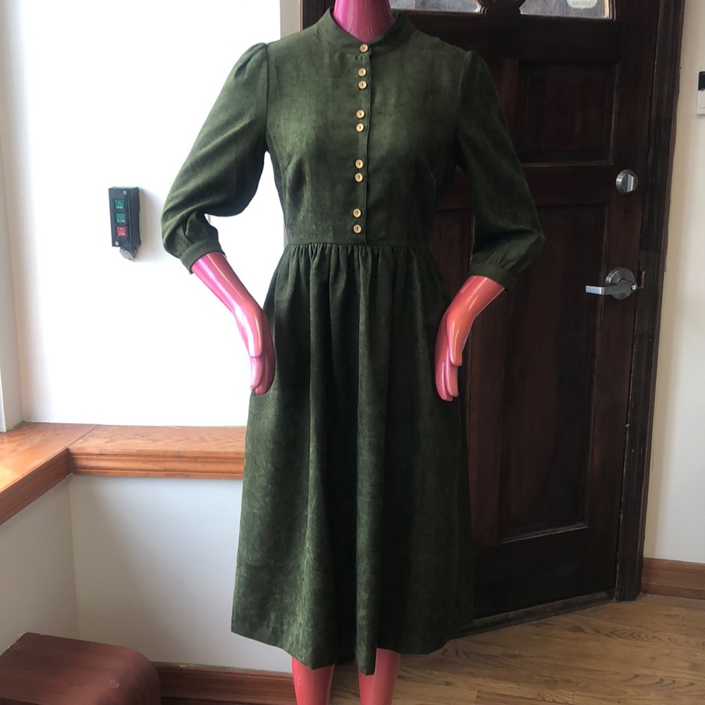 Camille ballon sleeve velveteen neck  dress